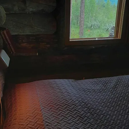 Cozy Log With Yllaes Fell View Loma-asunnot *