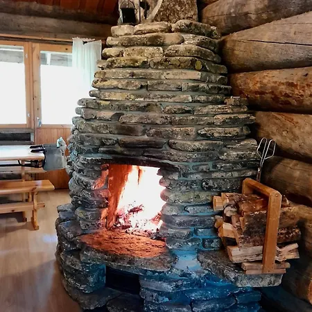 Cozy Log With Yllaes Fell View *